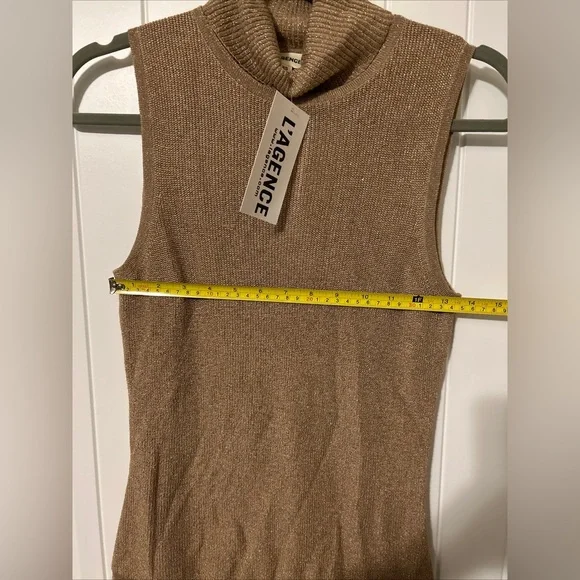 REVOLVE L’Agence XS Sabrina Sleeveless Turtleneck Top Knit Blouse Gold Biscotti - Picture 10 of 11